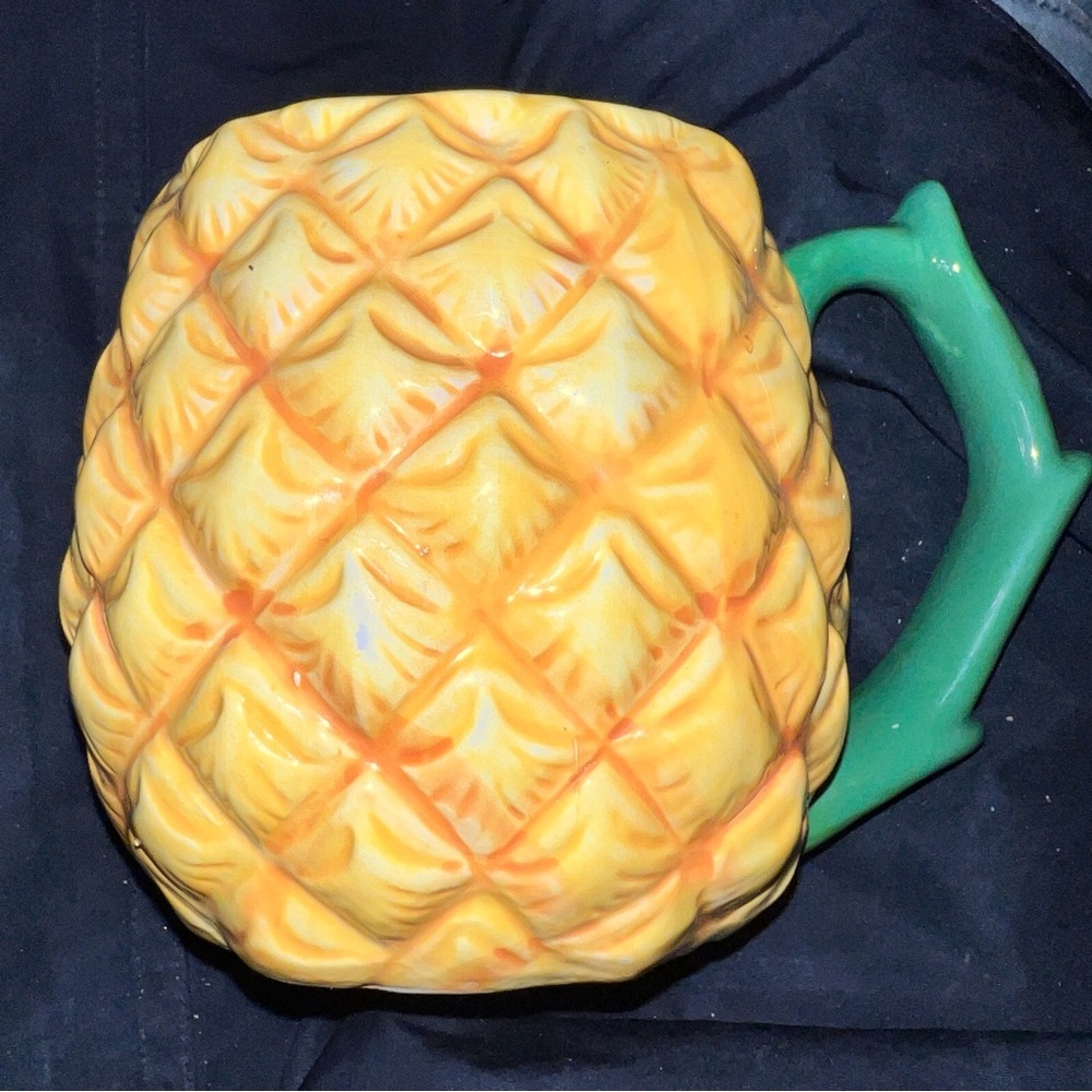 Pineapple Ceramic Vintage Mug Cup Green Stem Handle
